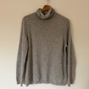 Charter Club Cashmere Gray Turtleneck Sweater Size XL Soft Comfy Neutral Luxury